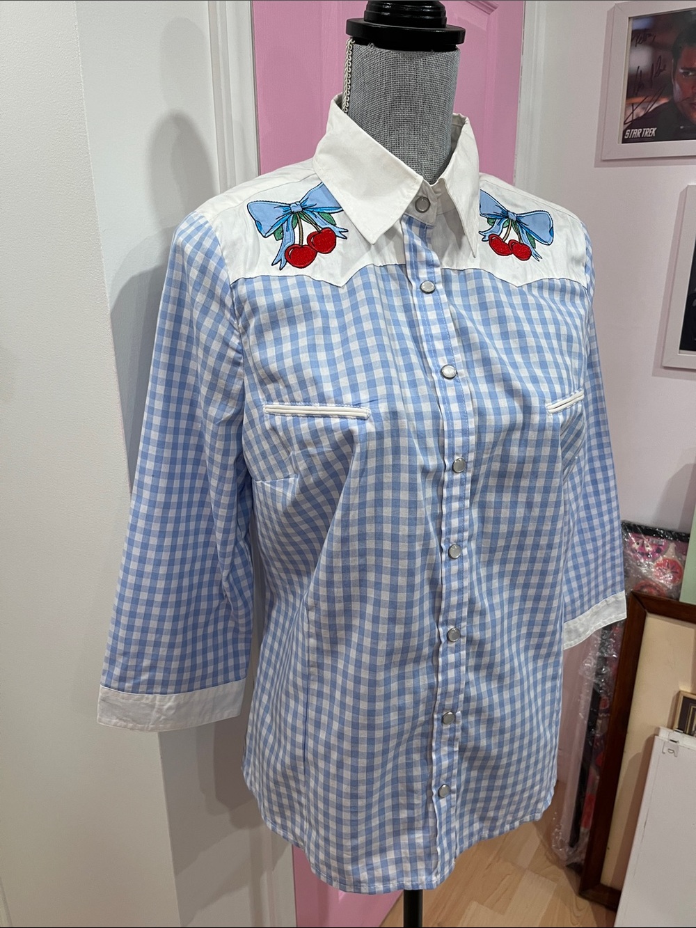 ๐ Cherry snap button blouse ๐ - Picture 3 of 6